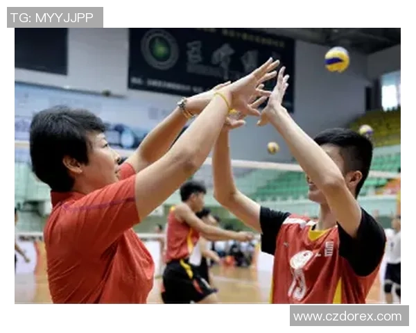 排球新手必看：轻松掌握团队协作技巧与实战策略