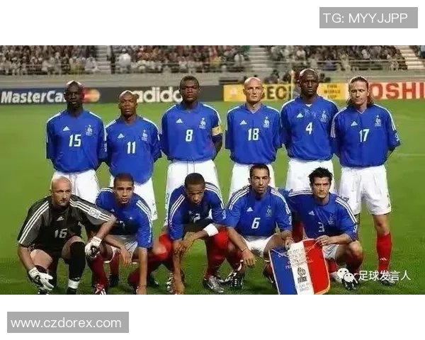 98年法国夺冠与06年意大利逆袭的世界杯传奇对决回顾 98年法国夺冠与06年意大利逆袭的世界杯传奇对决回顾